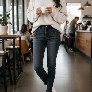 Rhinestone Detail Straight Leg Jeans